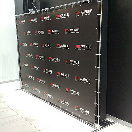 Изготовление мобильных стендов в Туле